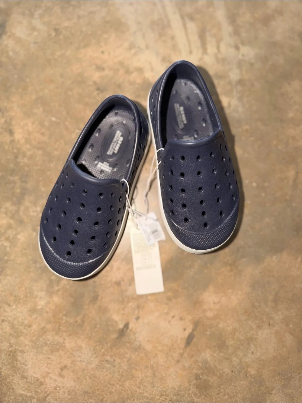 Old Navy Toddler 7 Navy Slip On Water Shoes Lightweight NWT